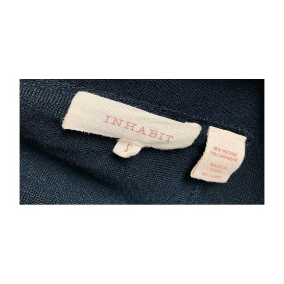 INHABIT SEXY OPEN BACK SLEEVELESS SWEATER - Picture 3 of 3